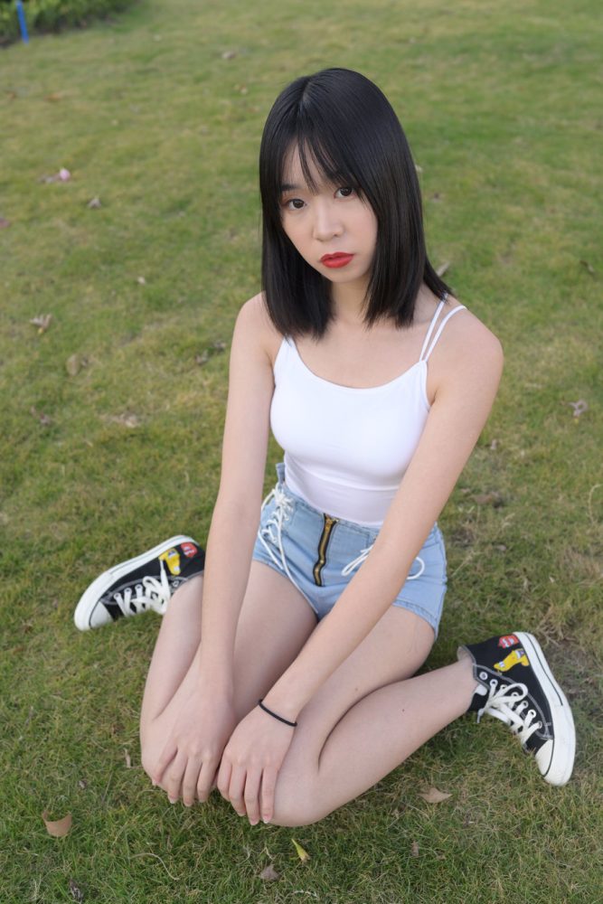 J0902 486P18V-15.3GB-婷美图