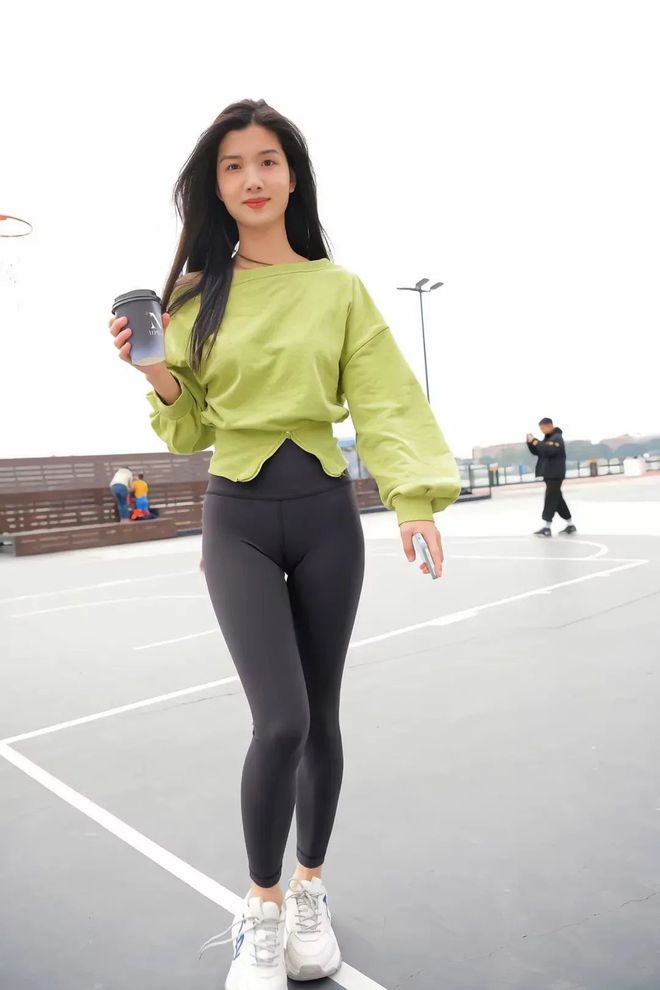 绿色瑜伽裤女孩很开心 J1519 1094P1V-27.6GB-婷美图