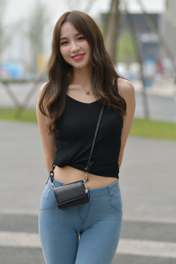 紧身牛仔裤女孩J3808 276P-3.31GB-婷美图