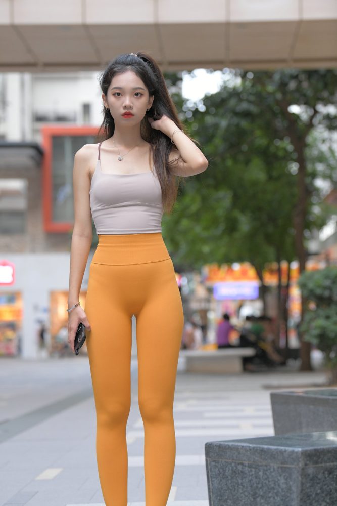 超级可爱的橘黄瑜伽裤女孩J3030 801P1V-28.0GB-婷美图