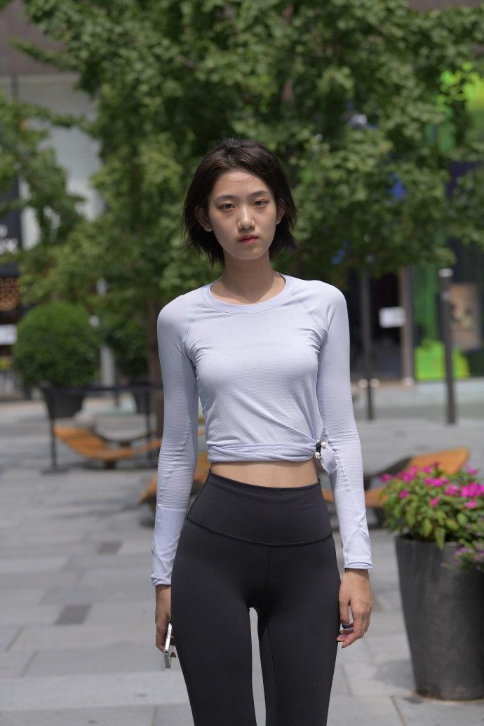 图片[1]-短发长腿的女生J2791 292P-5.71GB-婷美图