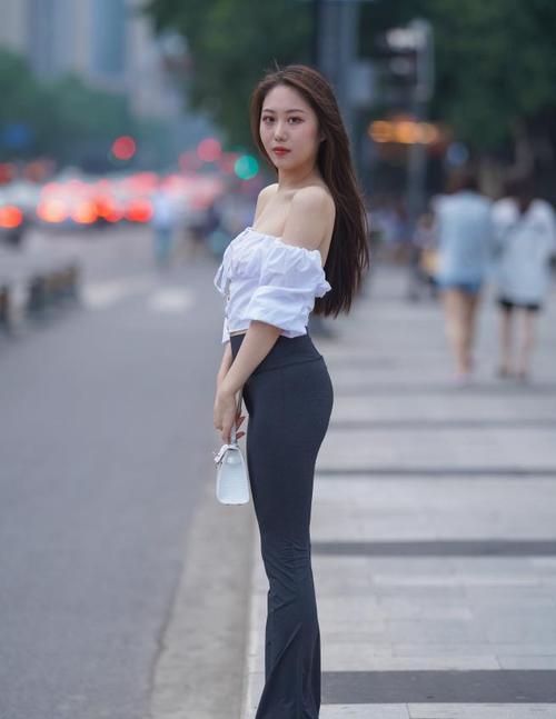 图片[3]-身材非常哇塞的瑜伽裤女孩  J1333 521P6V-21.6GB-婷美图