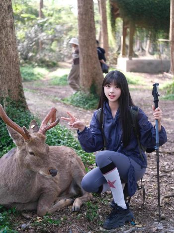 图片[5]-爱爬山的瑜伽裤MM，太甜美了！~-婷美图