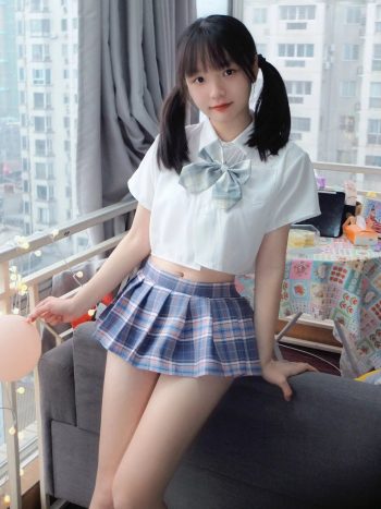 图片[7]-网格丝袜的清纯双马尾小姑娘-婷美图